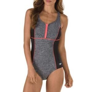 Speedo one piece swimsuit size 6 small